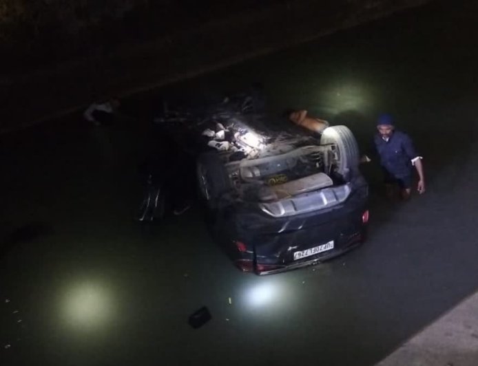 उत्तराखंड में भीषण सड़क हादसा, तेज रफ्तार कार गंगनहर में गिरी, डूबने से 2 युवकों की दर्दनाक मौत