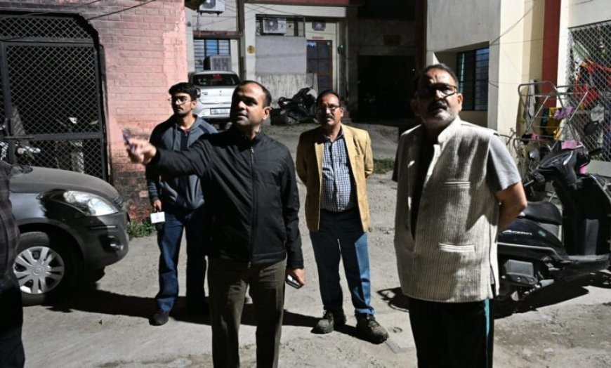 आधी रात में डीएम हरिद्वार का औचक निरीक्षण, स्वास्थ्य व्यवस्थाओं पर सख्त रुख