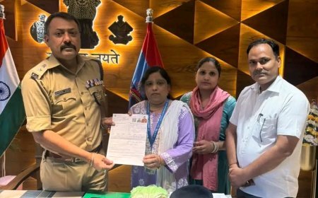 लोकतंत्र की मजबूती में निभाएं अपनी भागीदारी: SSP नवनीत सिंह भुल्लर ने भरा गणना प्रपत्र, जनपद एवं प्रदेशवासियों से की सहयोग की अपील
